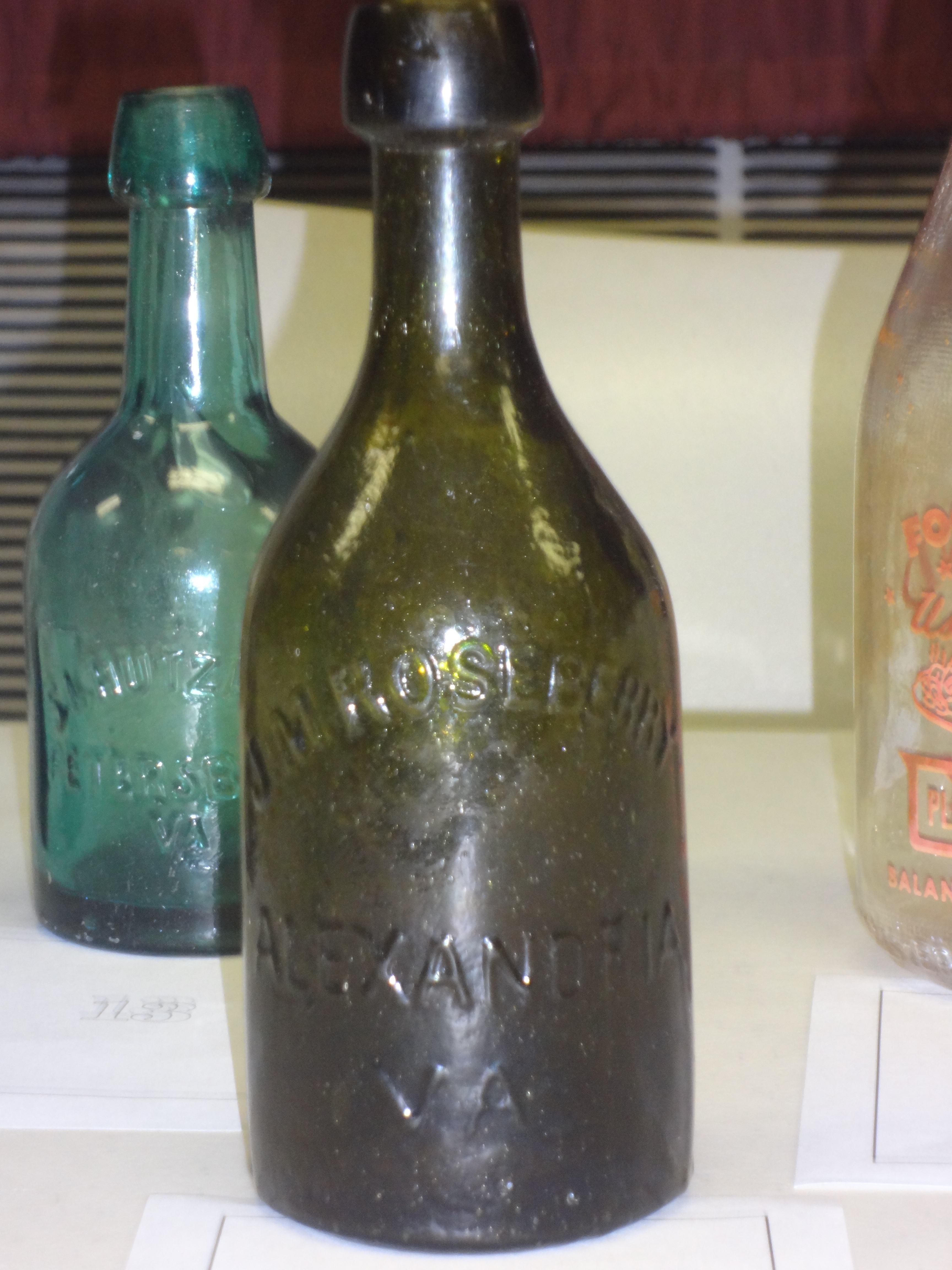 Are the old glass Pepsi bottles valuable?